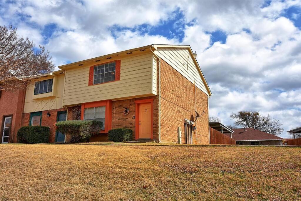 Mpressive Hideaway! Vila Grand Prairie Exterior foto